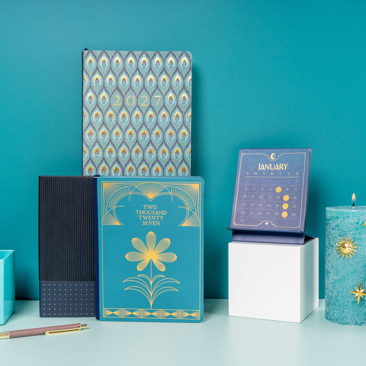 2027 Dots on Navy Medium Dual-Textured Planner