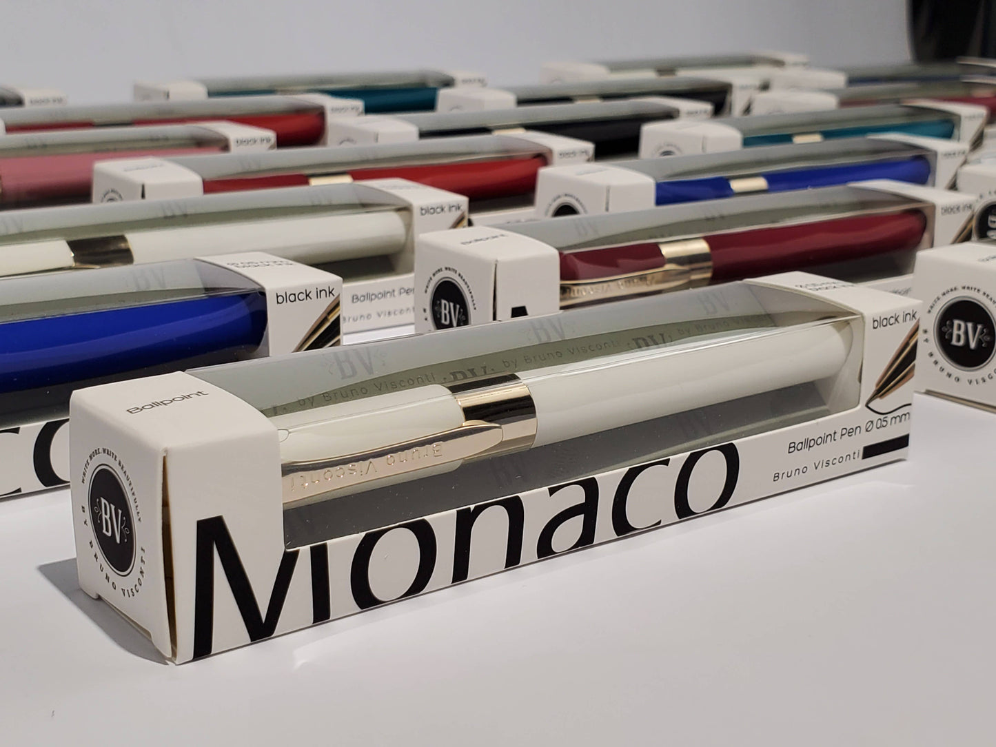 Monaco Pen in Gift Box - White